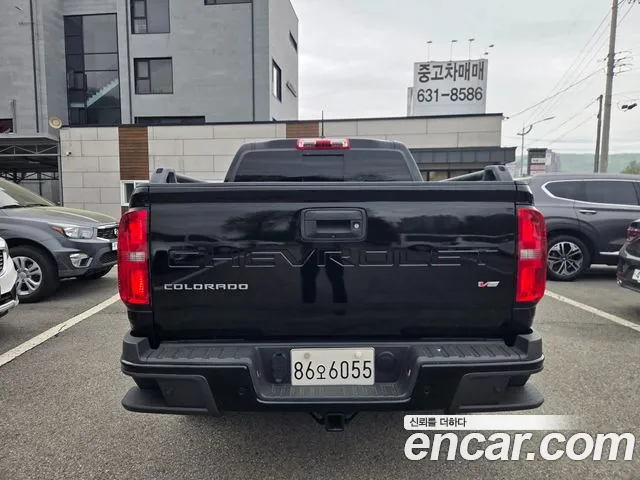 Chevrolet Colorado — Фото автомобиля 5