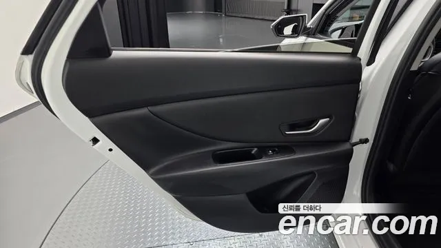 Hyundai Avante CN7 — Фото автомобиля 14
