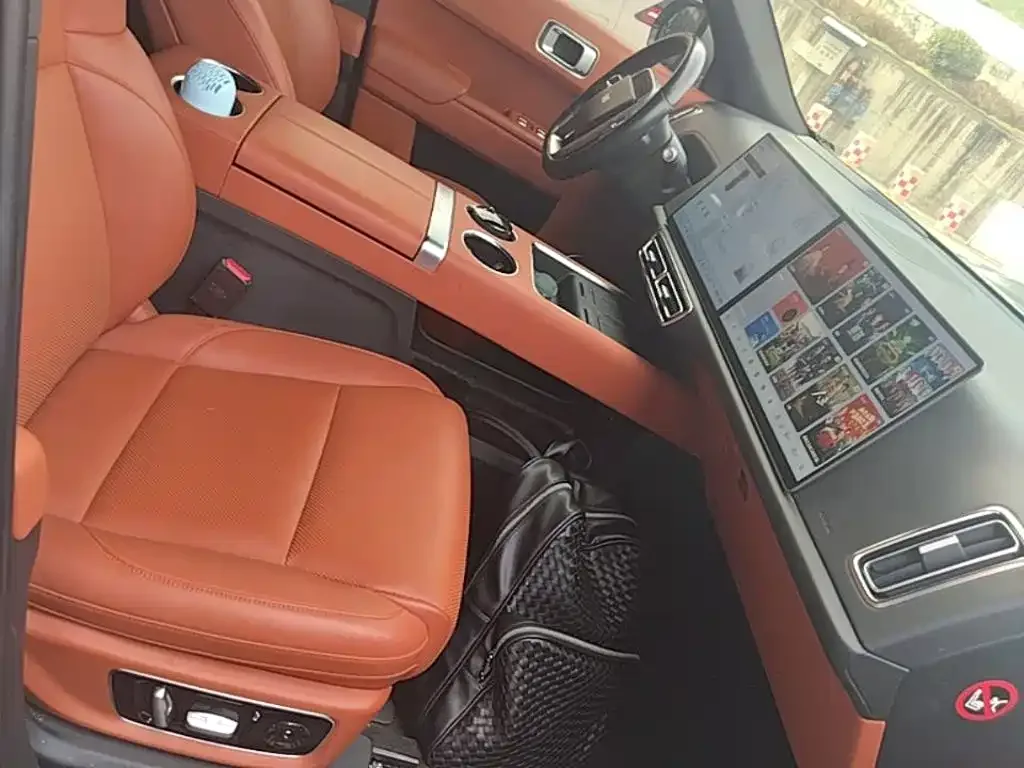 Li Auto Li Xiang L9 2022 Max — Фото автомобиля 24
