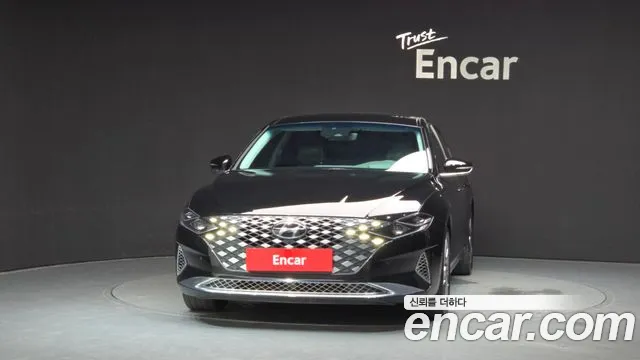 Hyundai Grandeur — Фото автомобиля 3