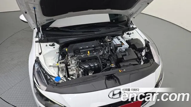 Hyundai AVANTE Avante (CN7) — Фото автомобиля 6