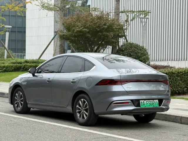 BYD Qin PLUS — Фото автомобиля 12