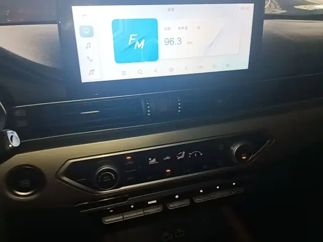 Jetour X70 — Фото автомобиля 12