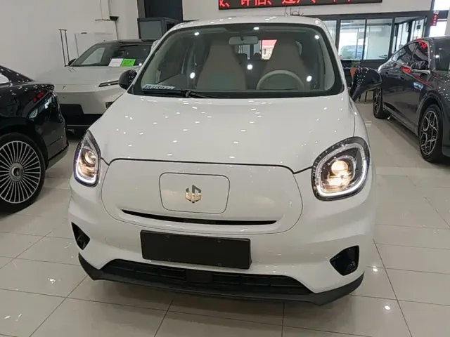 Leapmotor T03 — Фото автомобиля 2
