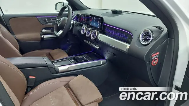 Mercedes-Benz GLB-Class — Фото автомобиля 9