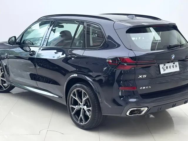BMW X5 — Фото автомобиля 7