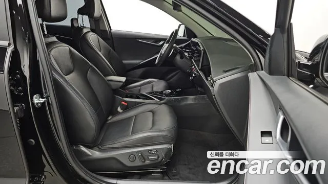 Kia Niro All Niro EV Air — Фото автомобиля 12