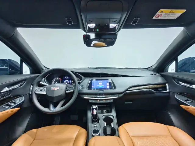 Cadillac XT4 — Фото автомобиля 11