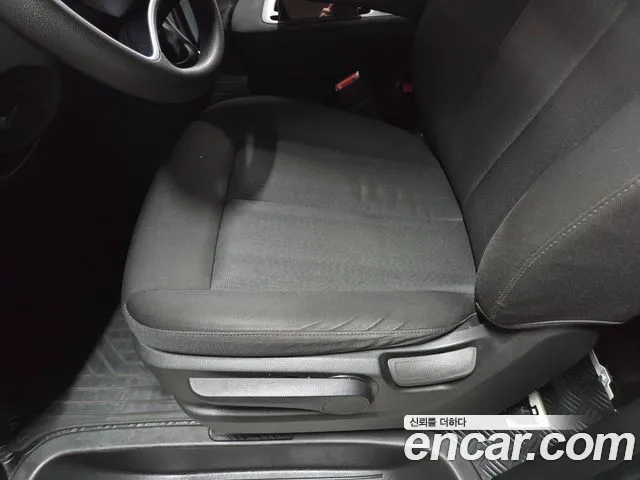 Hyundai Staria — Фото автомобиля 10