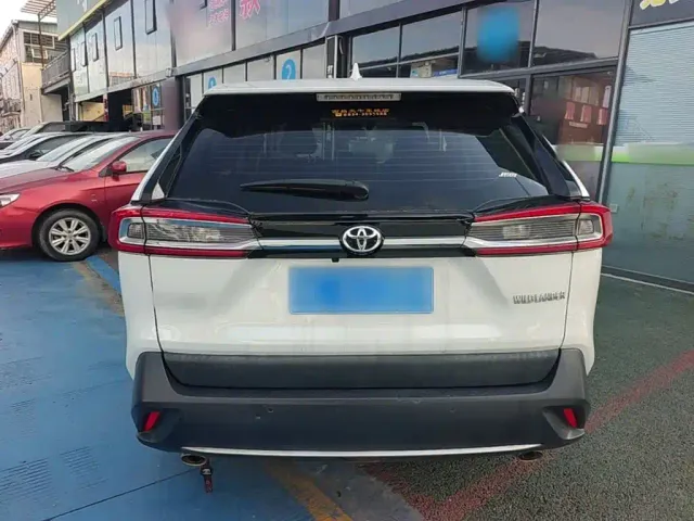Toyota Wildlander — Фото автомобиля 5