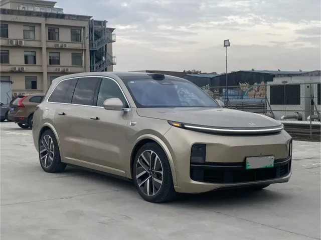 Li Auto L9 — Фото автомобиля 3