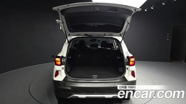 Kia Seltos Seltos Бензин 1.6 Turbo 4WD — Фото автомобиля 15