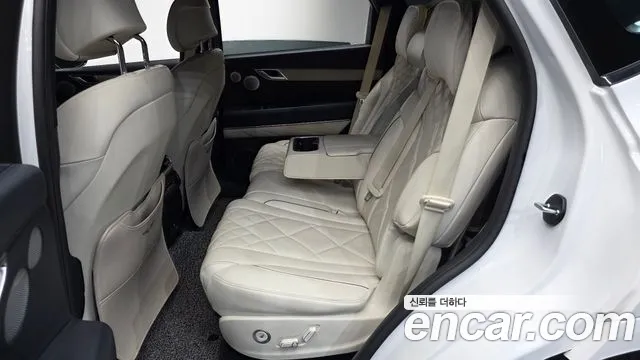 Genesis GV80 — Фото автомобиля 11