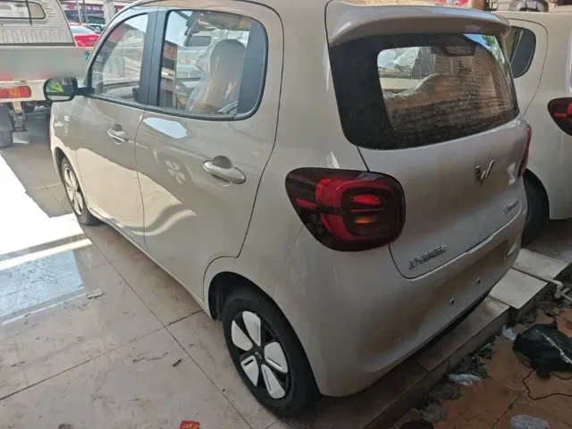 Wuling Hongguang Mini EV — Фото автомобиля 4