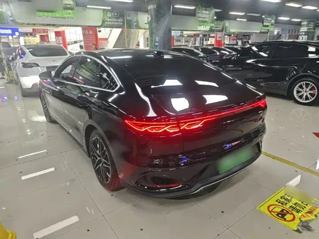 BYD Han — Фото автомобиля 22