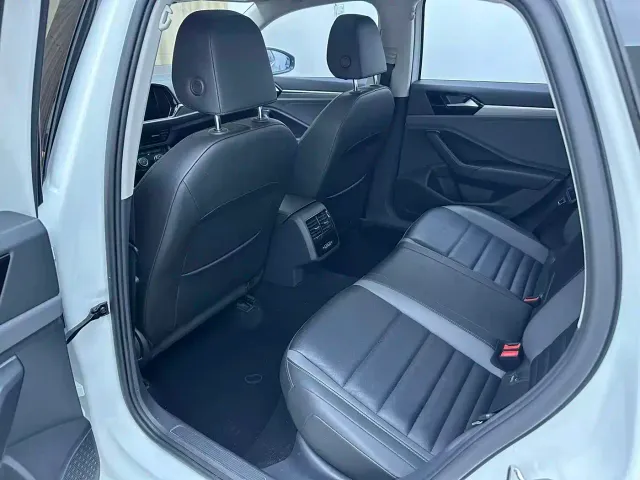 Volkswagen Sagitar — Фото автомобиля 7