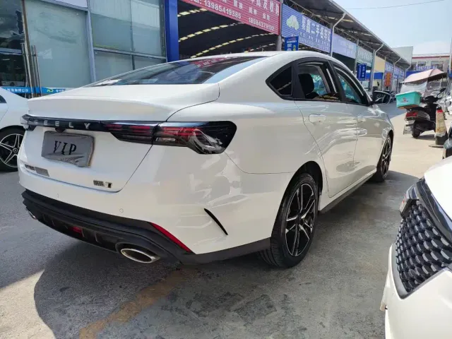 Geely Binrui — Фото автомобиля 9