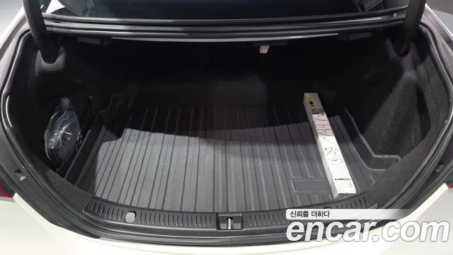 Mercedes-Benz E-Class W213 — Фото автомобиля 26