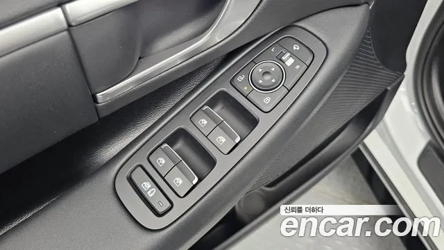 Hyundai Sonata — Фото автомобиля 27