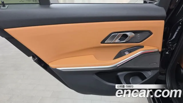BMW 3-Series 3 серия (G20) 320i M Sport — Фото автомобиля 24