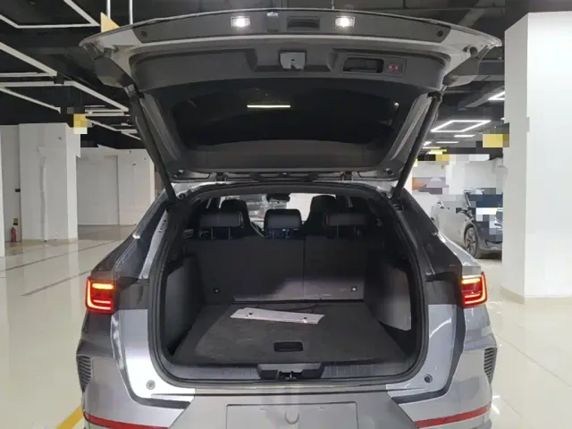 BYD Song PLUS — Фото автомобиля 18