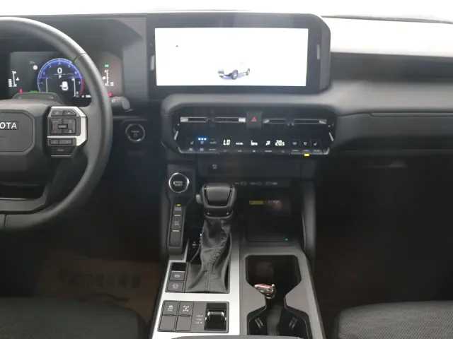 Toyota Prado — Фото автомобиля 9