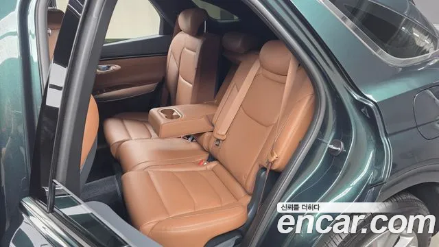 Genesis GV70 — Фото автомобиля 11