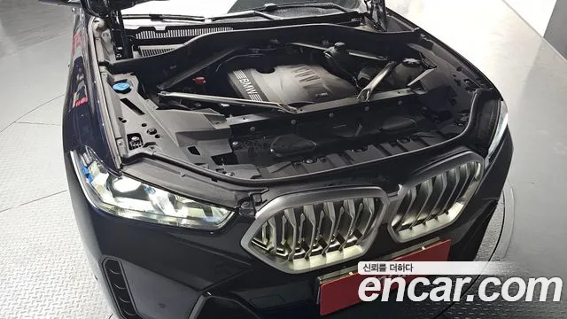 BMW X6 xDrive40i M Sport — Фото автомобиля 3