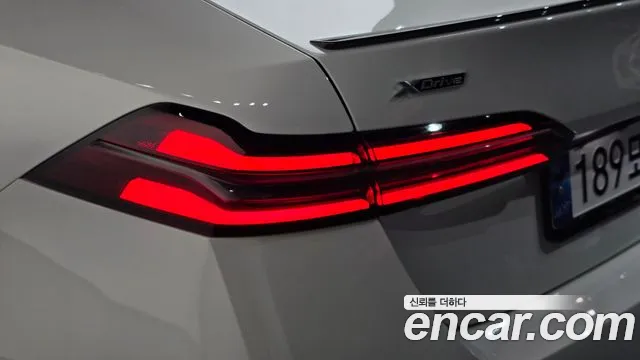 BMW 5 Series G60 — Фото автомобиля 8