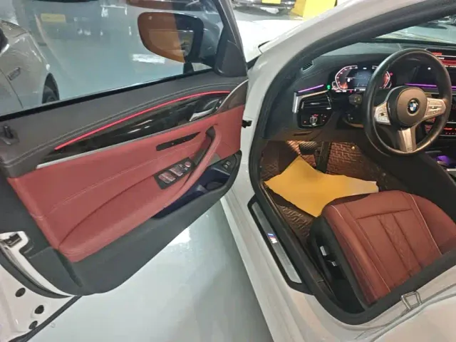BMW 5 Series — Фото автомобиля 15