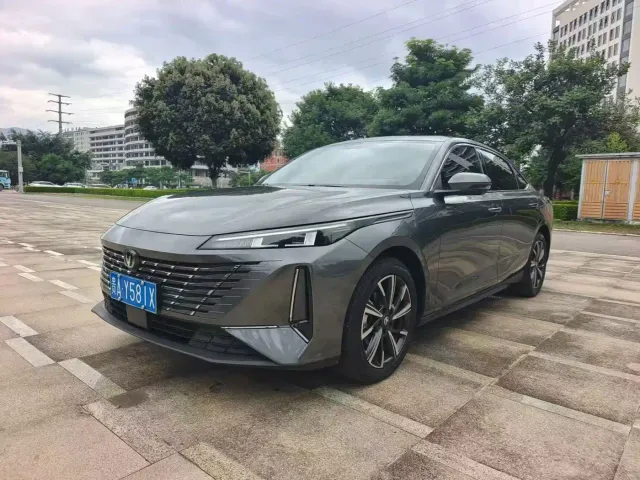 Фотография автомобиля — Changan Eado