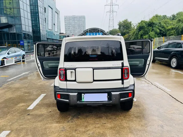 Baojun Yep — Фото автомобиля 8