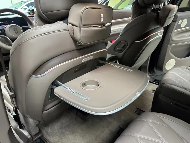AITO Wenjie AITO M9 2026 Extended Range Ultra Edition 52kWh 6-seater — Фото автомобиля 10