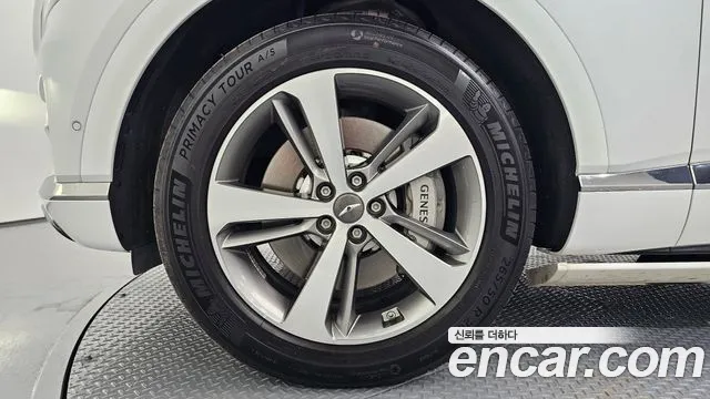 Genesis GV80 2.5T Бензин AWD — Фото автомобиля 4