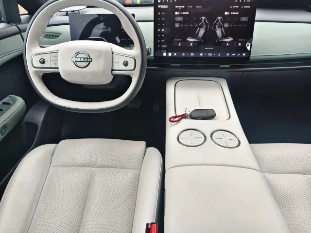 Nissan N7 — Фото автомобиля 6