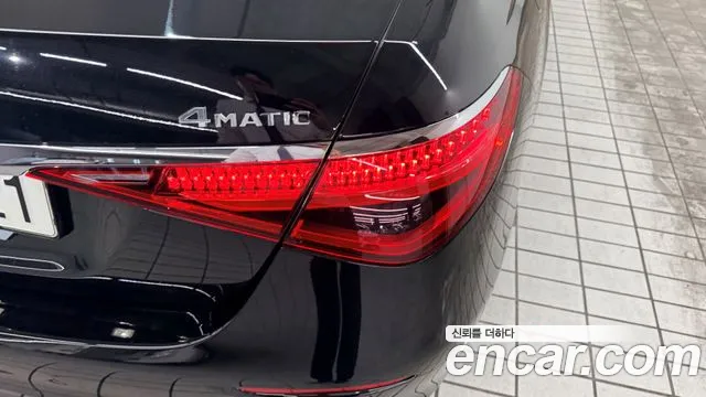 Mercedes-Benz S-Class — Фото автомобиля 11