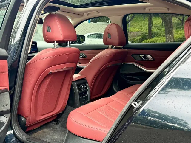 BMW 3 Series — Фото автомобиля 6
