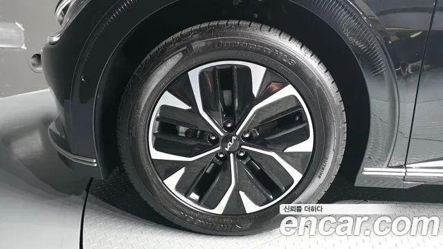 Kia EV6 — Фото автомобиля 5