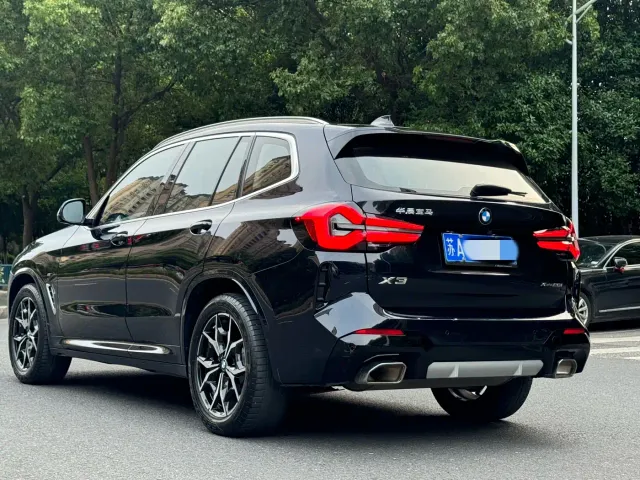 BMW X3 — Фото автомобиля 3