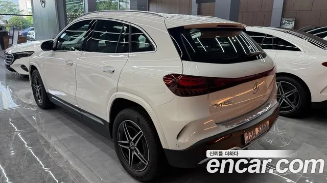 Mercedes-Benz EQA H243 — Фото автомобиля 2