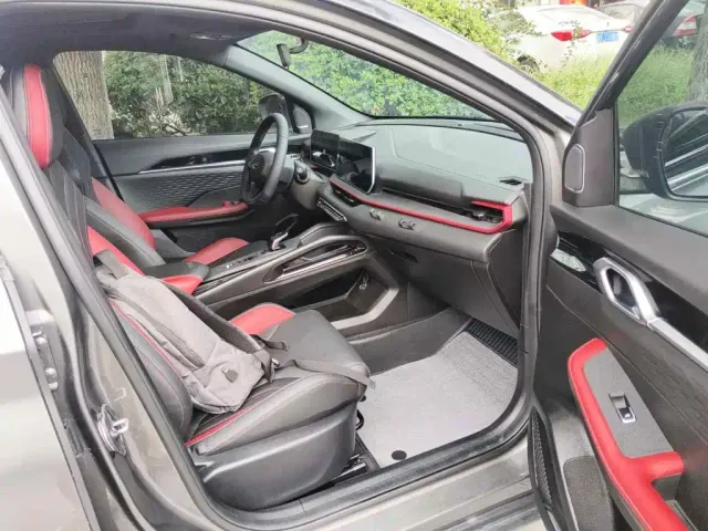 Geely Binyue 2022 Binyue COOL 1.5TD DCT Hot Power Edition — Фото автомобиля 10