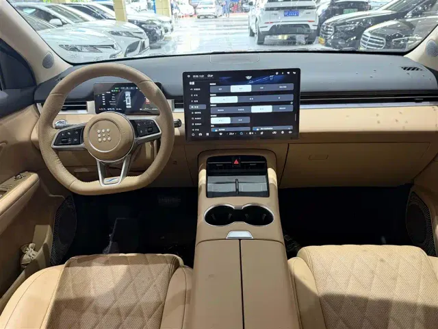 Landian E5 PLUS — Фото автомобиля 10