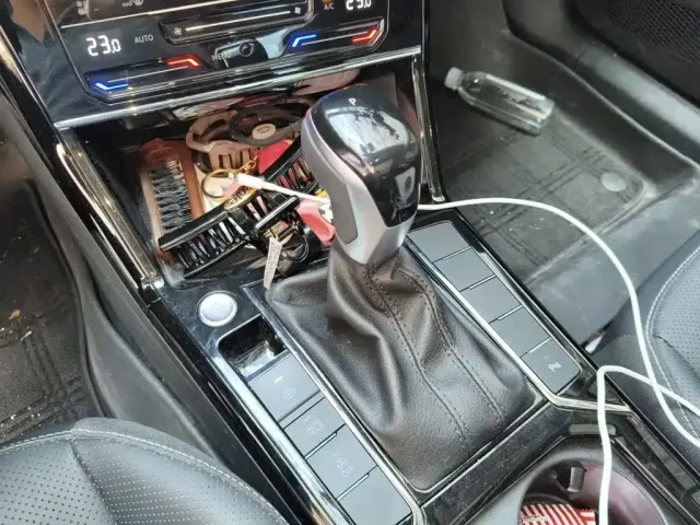Volkswagen Passat — Фото автомобиля 17
