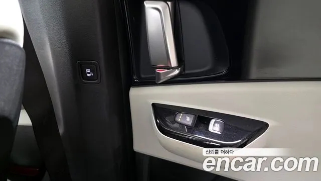 Kia Canival Carnival 4 поколение Бензин 9 мест Noblesse — Фото автомобиля 19