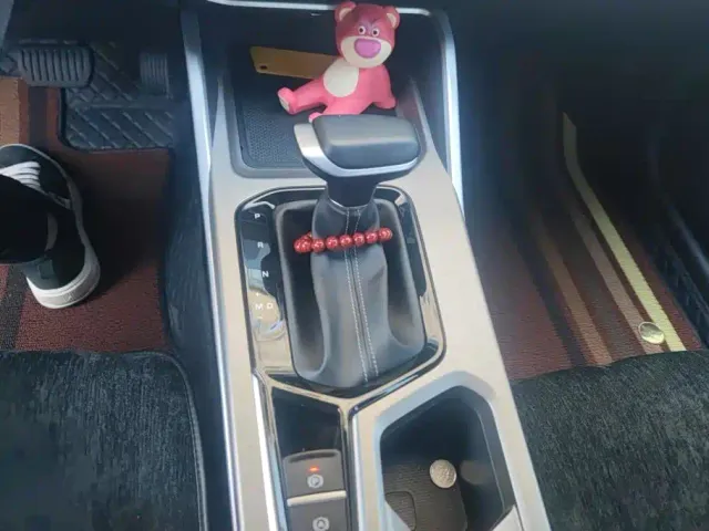 Geely Emgrand — Фото автомобиля 16