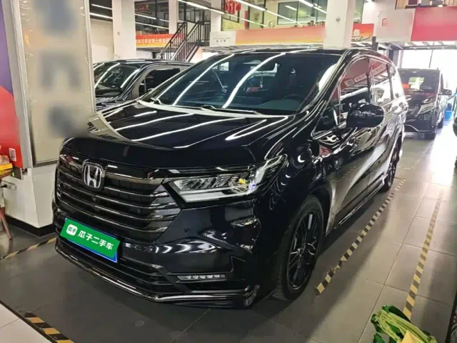 Фотография автомобиля — Honda Odyssey