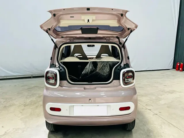 Besturn Bestune Pony 2026 222km Colorful Horse — Фото автомобиля 9