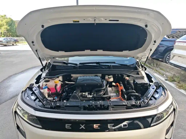 Exeed RX — Фото автомобиля 19