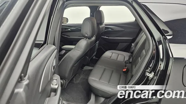ChevroletGMDaewoo Trailblazer Новый Trailblazer 1.3 Turbo 2WD — Фото автомобиля 12