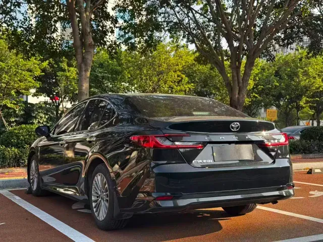 Toyota Camry — Фото автомобиля 7